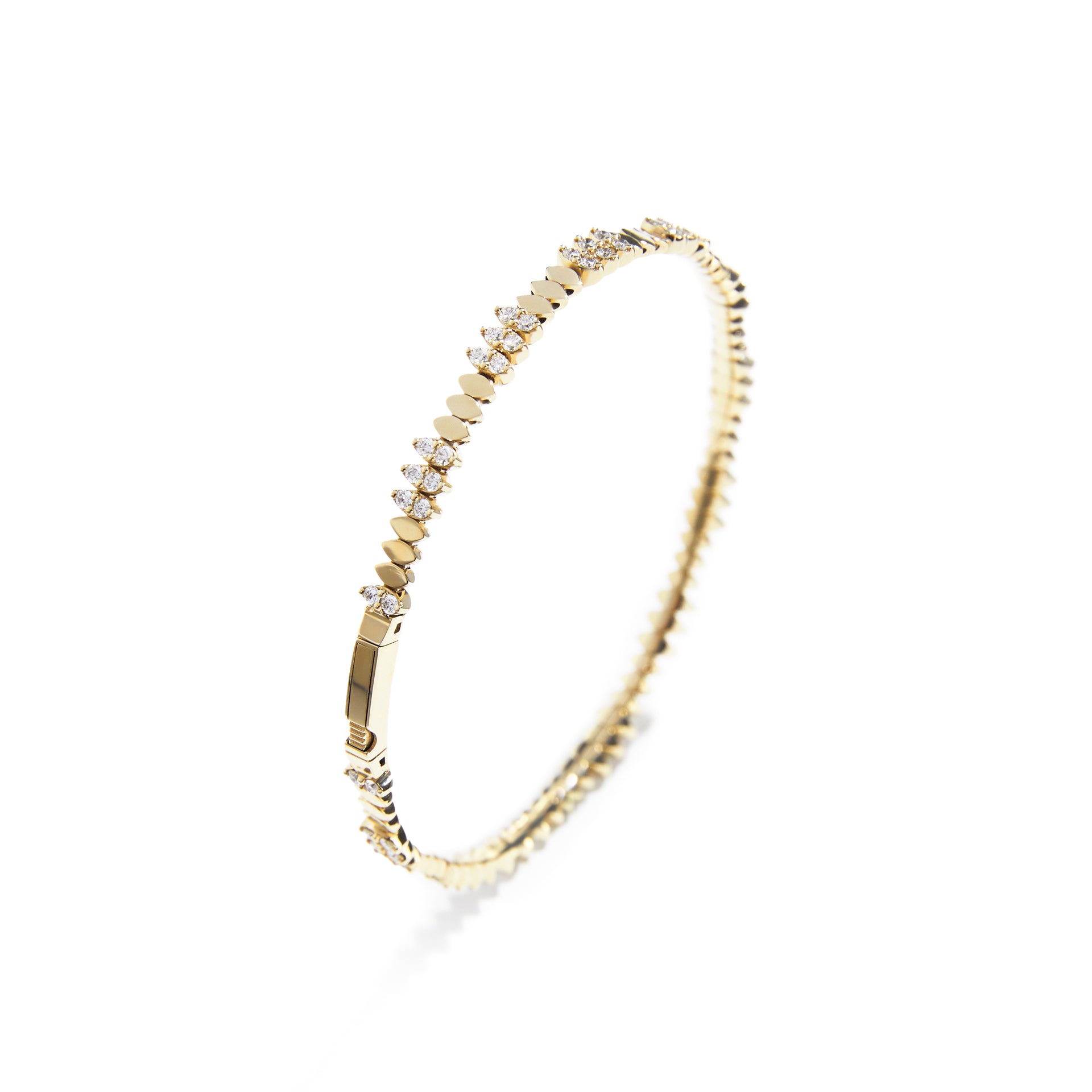 CLASSIC 花瓣形鑲鑽手鐲