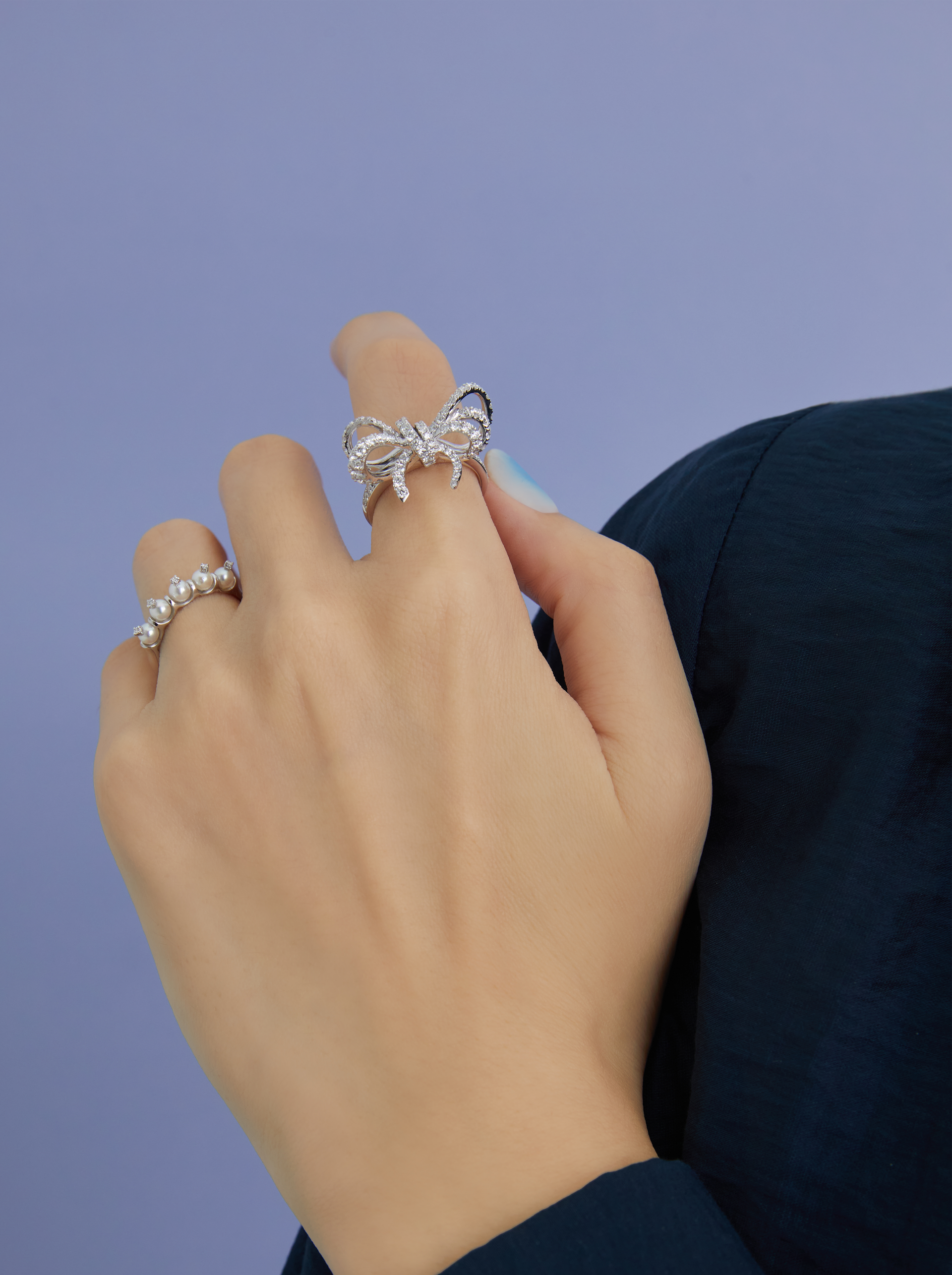 蝴蝶結鑲鑽戒指