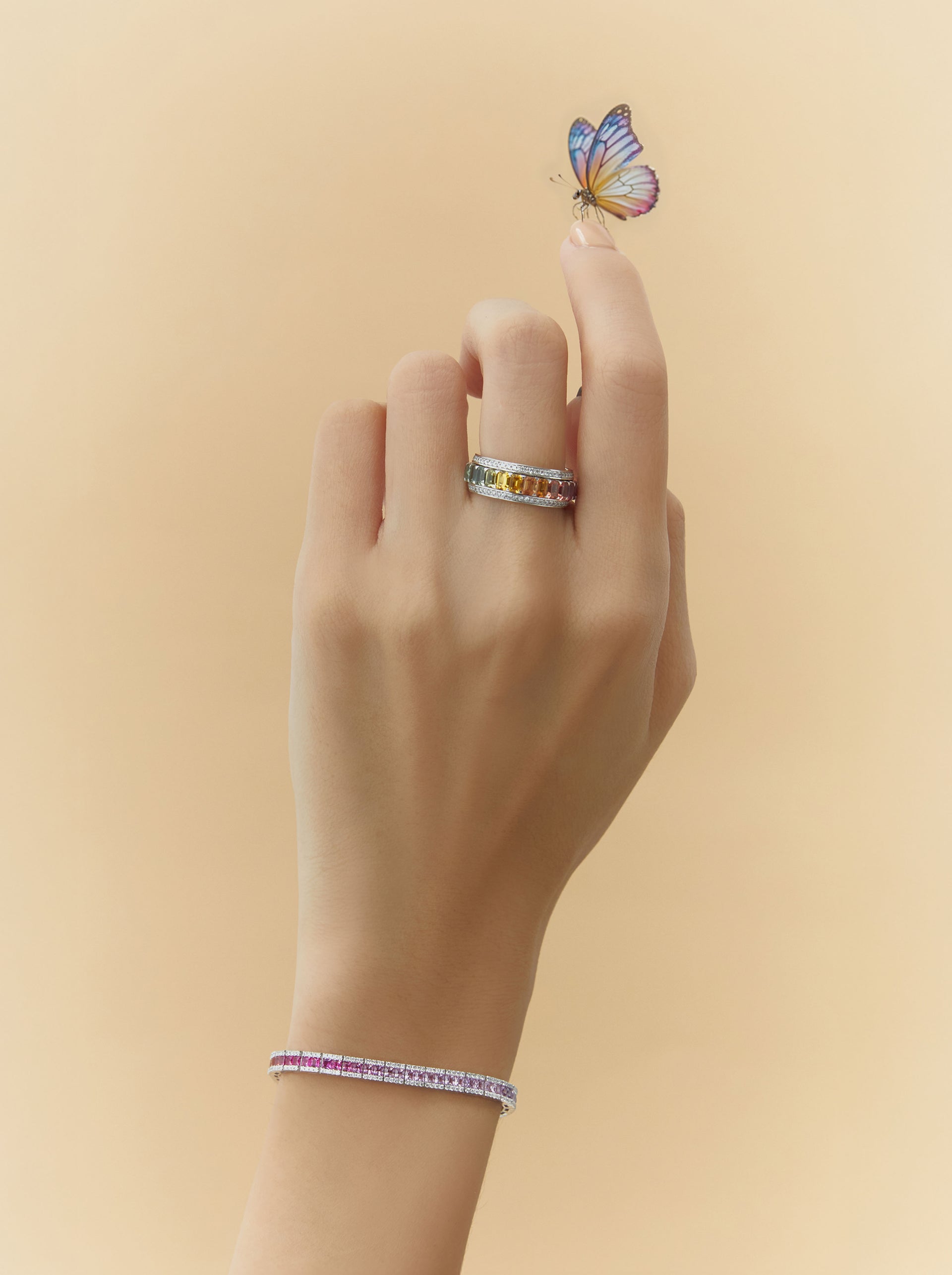 彩虹藍寶石旋轉戒