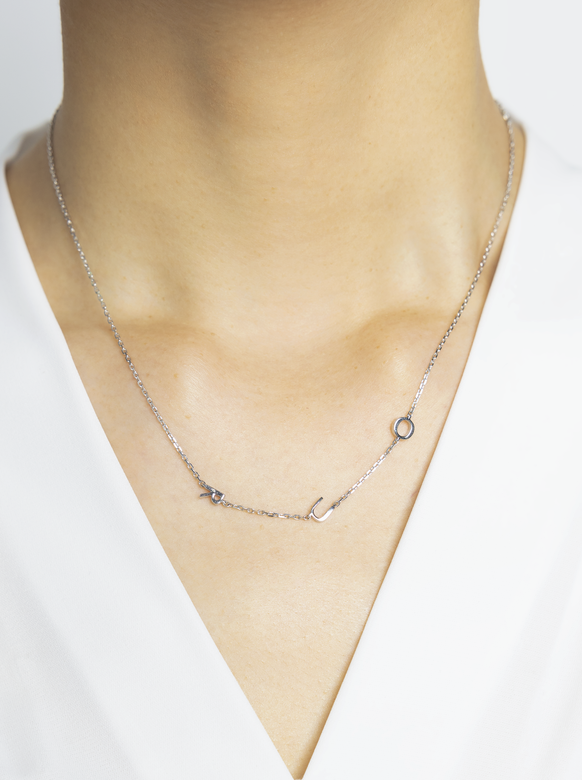 ALPHABETS 10分鑽單字項鍊