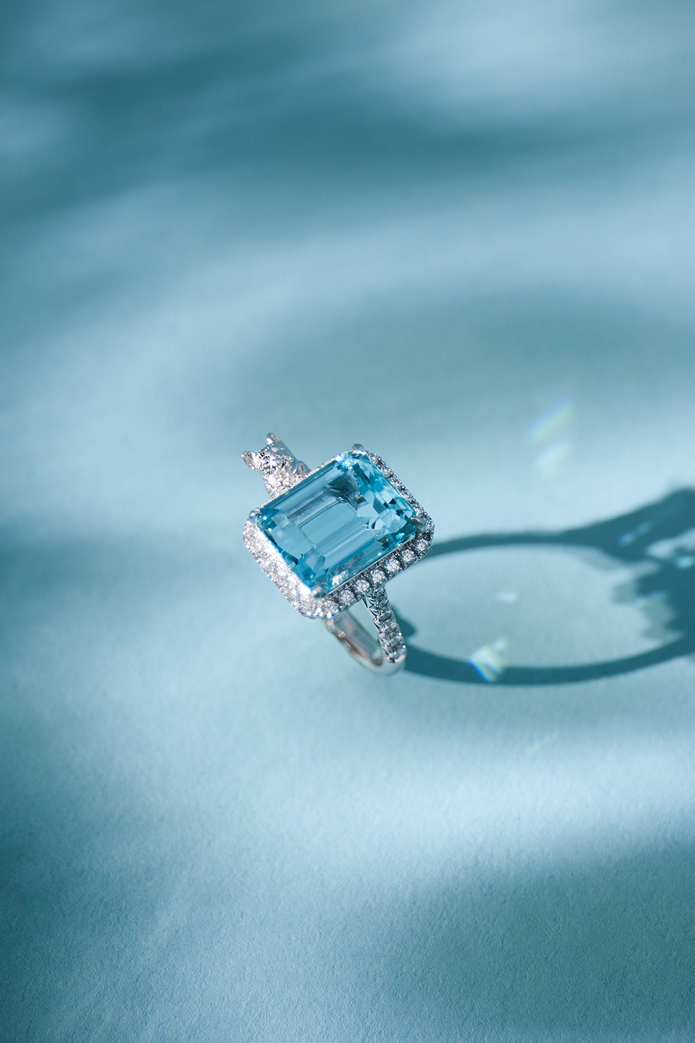 海藍寶狗狗鑽戒